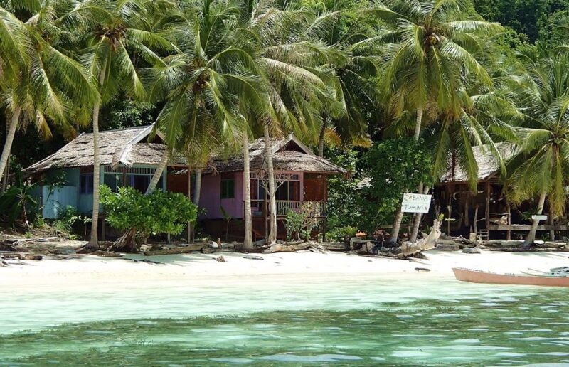 10 Hal yang Bisa Kamu Lakukan di Pulau Togean (Panduan Lengkap)