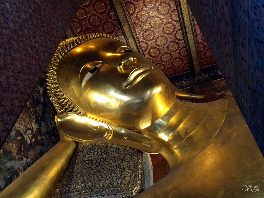 patung buddha terbaring wat pho