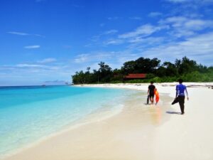 pulau lanjukang makassar