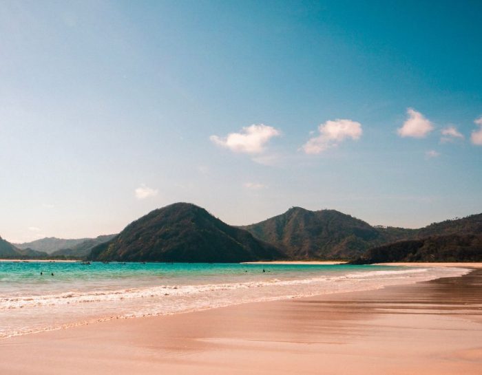7 Pantai Tersembunyi di Lombok, Wajib Kamu Kunjungi!