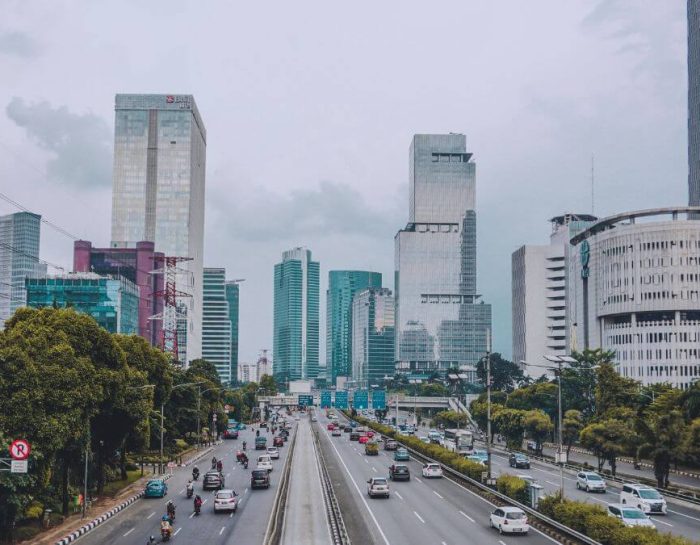 Akses Transportasi Mudah dengan Sewa Kantor di Gedung Plaza Asia